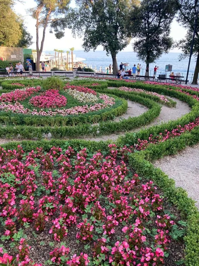 Villa Marija Opatija 0*,  Croatia